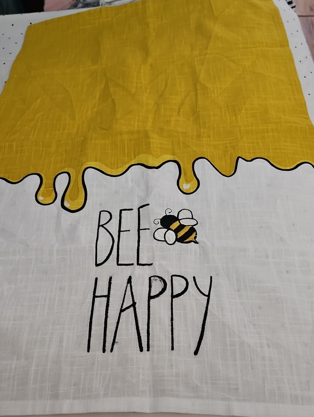 Casa Decor Mustard And White Bee Happy Cotton Tea Towel